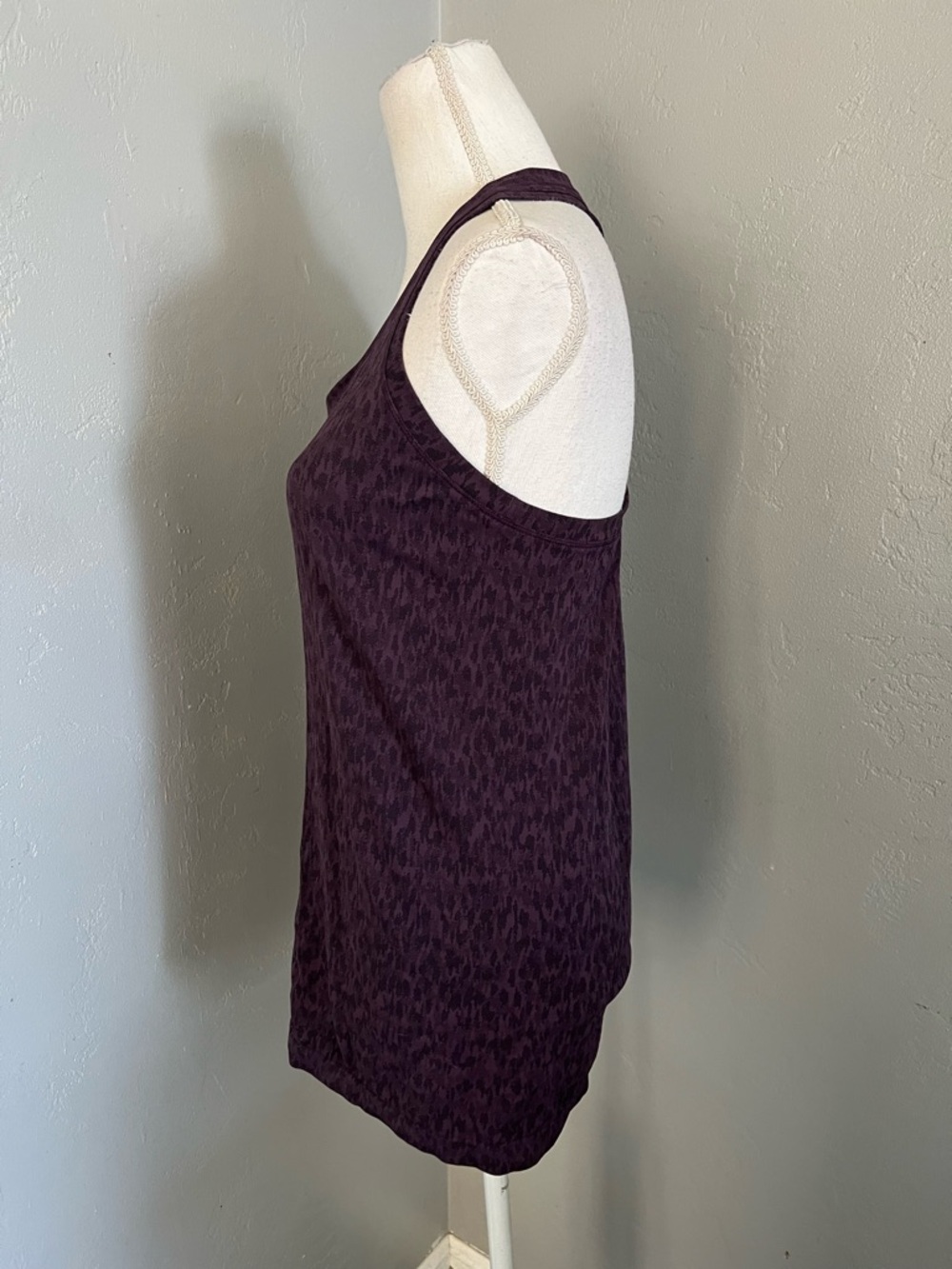 Athleta Momentum Seamless
Racerback Tank - Picture 4 of 9